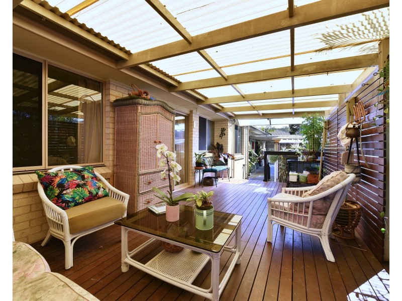 2 Jamboree Close, Fennell Bay NSW 2283