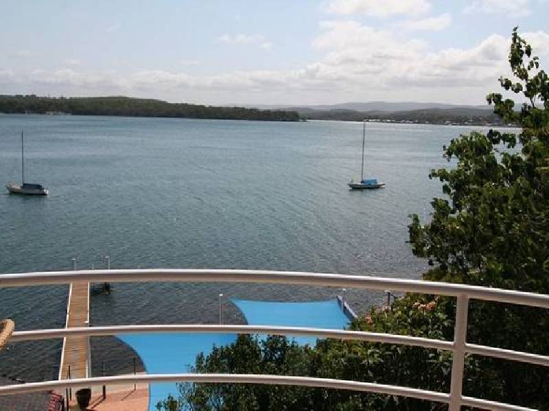 11 Alkira Street, Coal Point NSW 2283