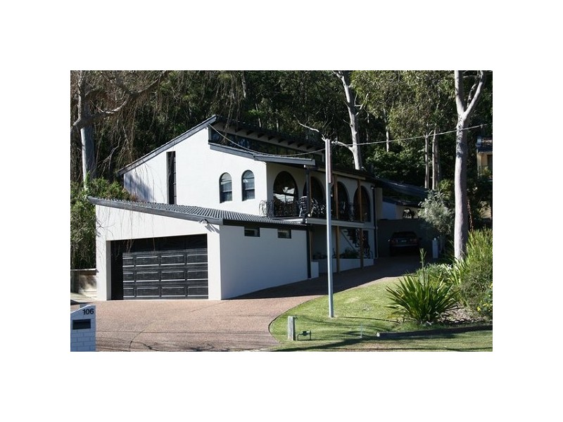 106 Coal Point Road, Coal Point NSW 2283