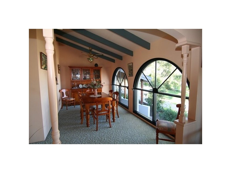 106 Coal Point Road, Coal Point NSW 2283