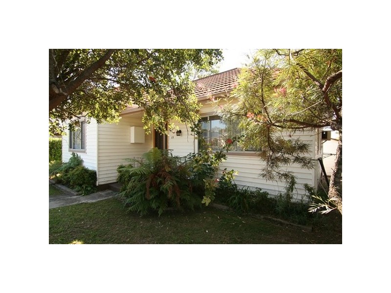 13 Blackall Avenue, Blackalls Park NSW 2283