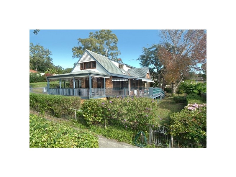 3 Laycock Street, Carey Bay NSW 2283