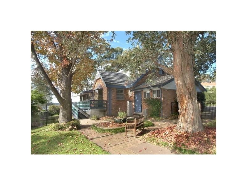 3 Laycock Street, Carey Bay NSW 2283