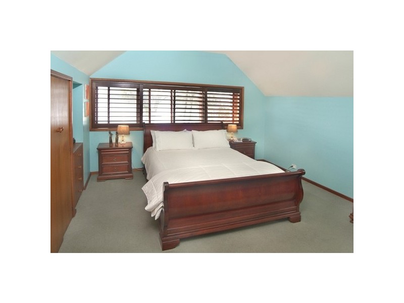 3 Laycock Street, Carey Bay NSW 2283