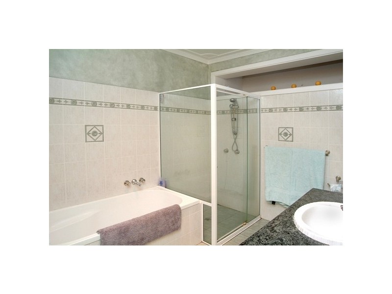 3 Laycock Street, Carey Bay NSW 2283