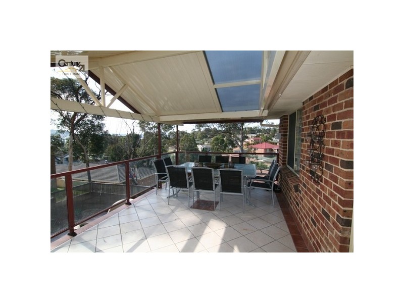 20 Courageous Close, Marmong Point NSW 2284