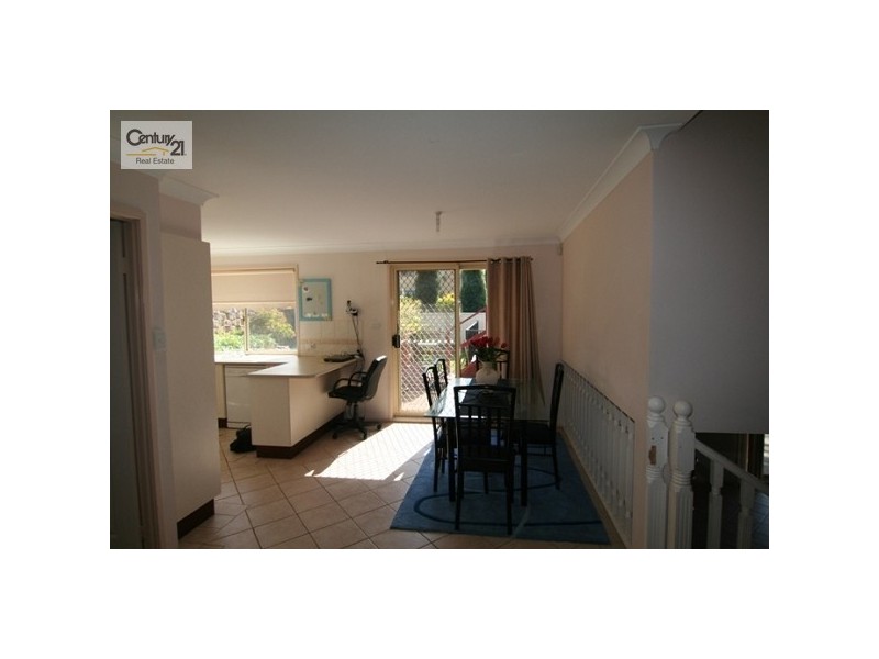 20 Courageous Close, Marmong Point NSW 2284