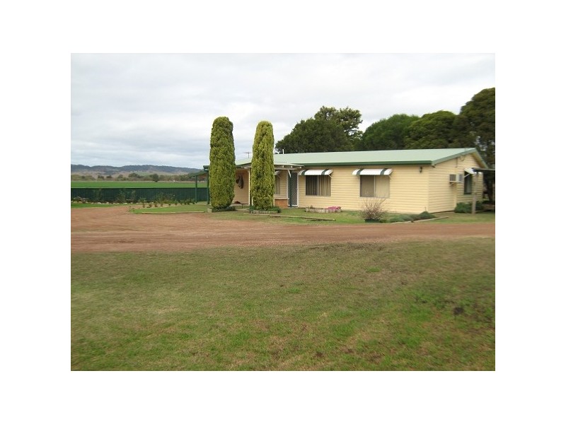 50 Merriwa Road, Denman NSW 2328