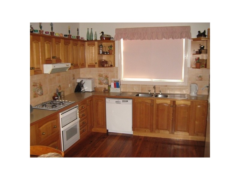 203 Macqueen Street, Aberdeen NSW 2336