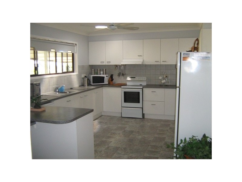 42 Mount Street, Aberdeen NSW 2336
