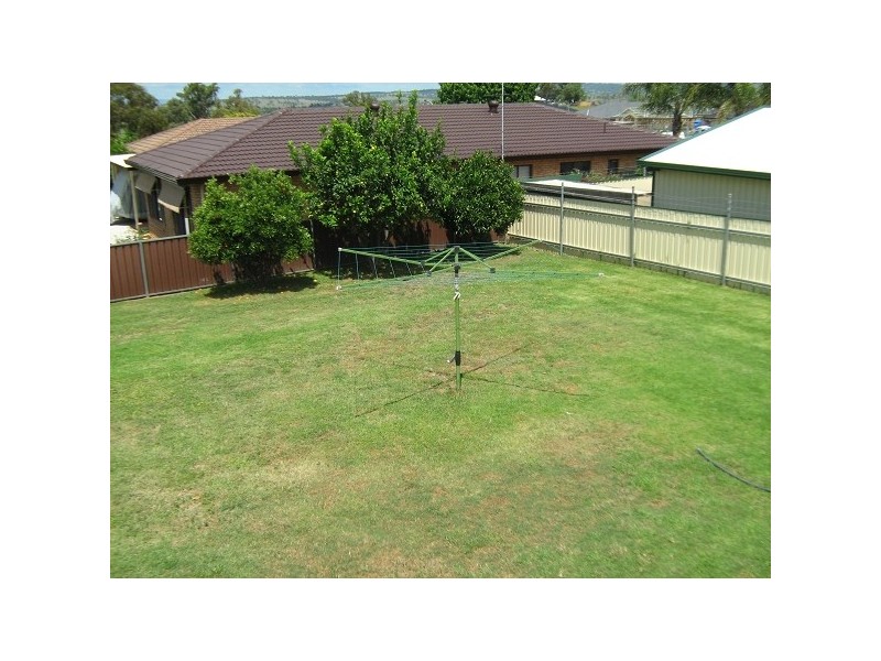 19 Gordon Street, Aberdeen NSW 2336