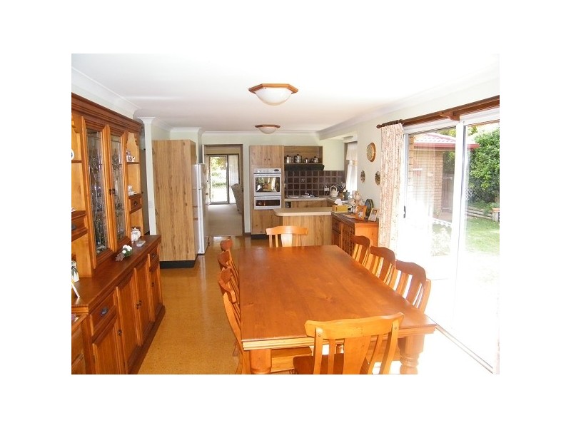18 Shannon Close, Aberdeen NSW 2336