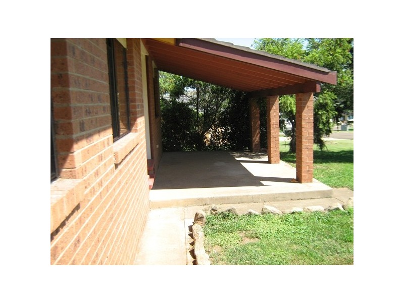 8 Dalwood Place, Muswellbrook NSW 2333