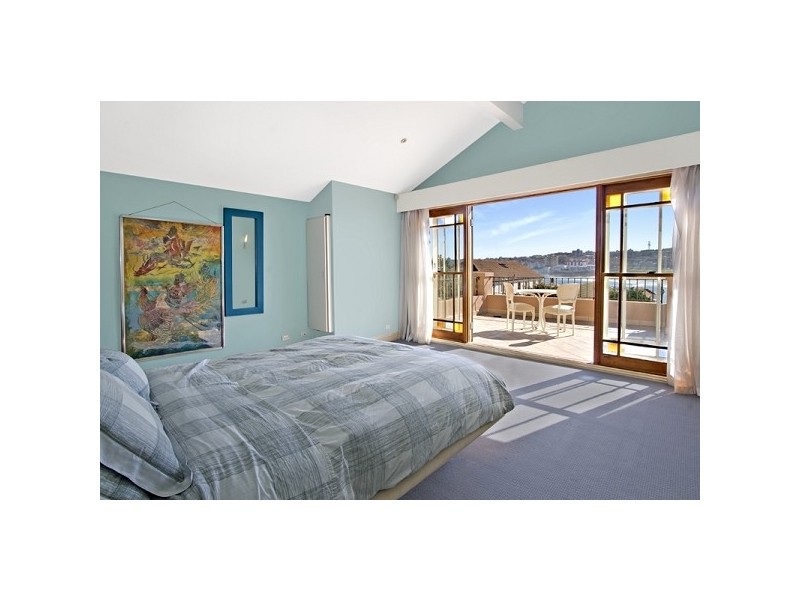 136 Brighton Boulevard, Bondi Beach NSW 2026