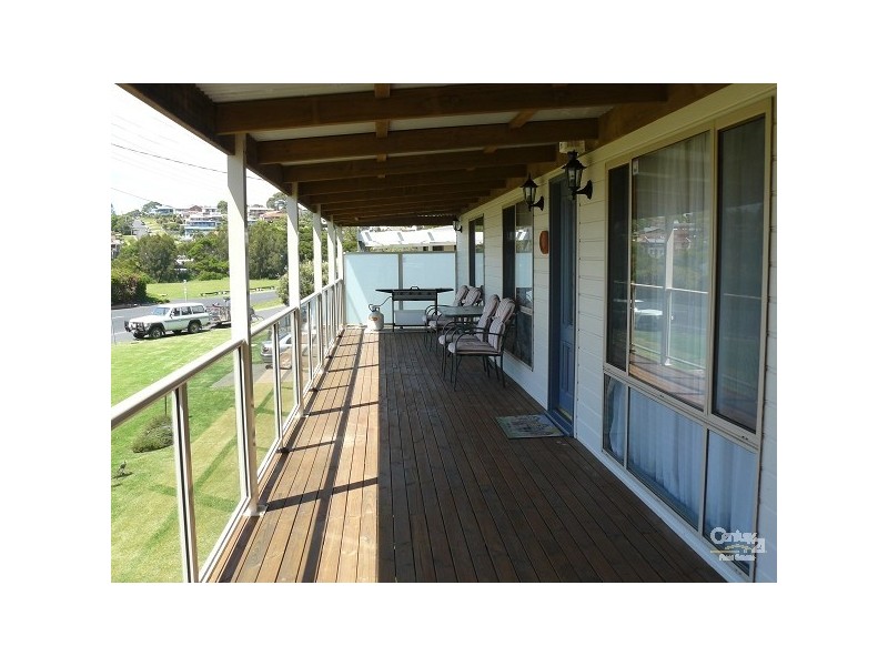 555 George Bass Drive, Malua Bay NSW 2536