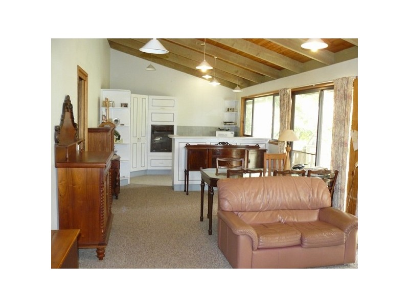 11 Kurrara Close, Malua Bay NSW 2536