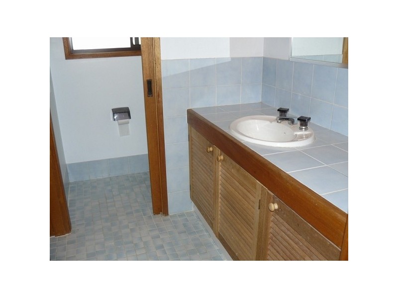 11 Kurrara Close, Malua Bay NSW 2536