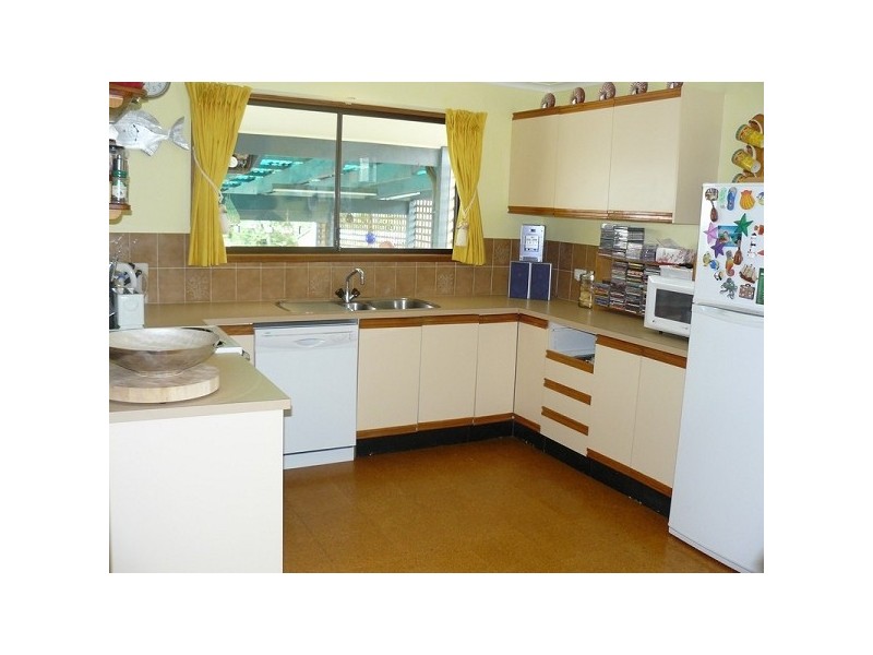15 Youralla Avenue, Malua Bay NSW 2536