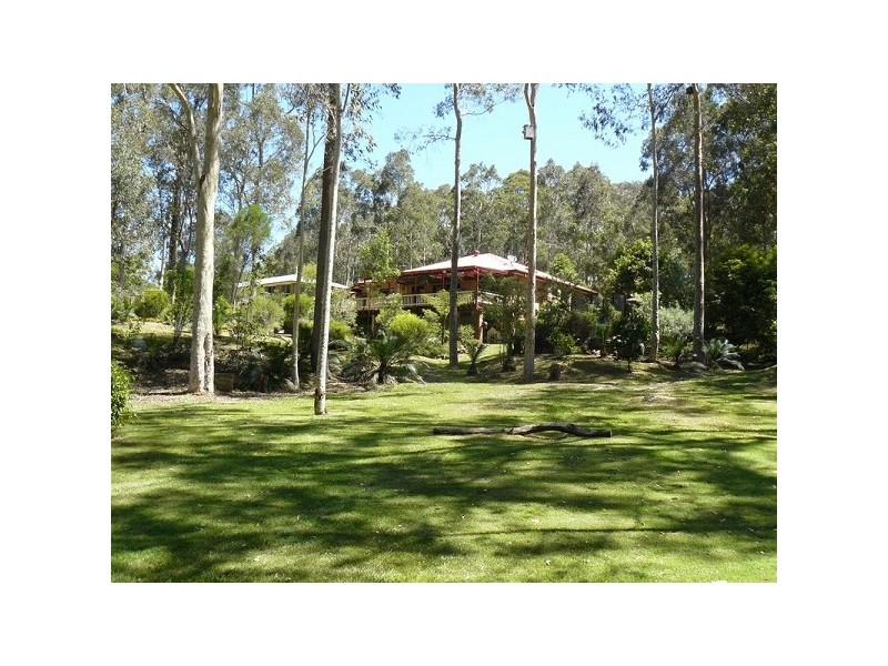 28 Burri Palm Way, Surfside NSW 2536