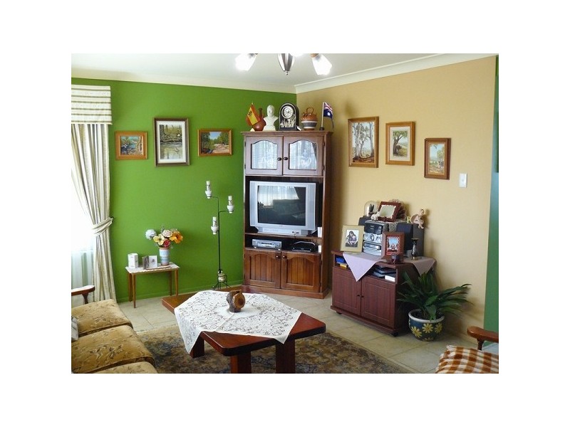 1 Shore Street, Moruya NSW 2537