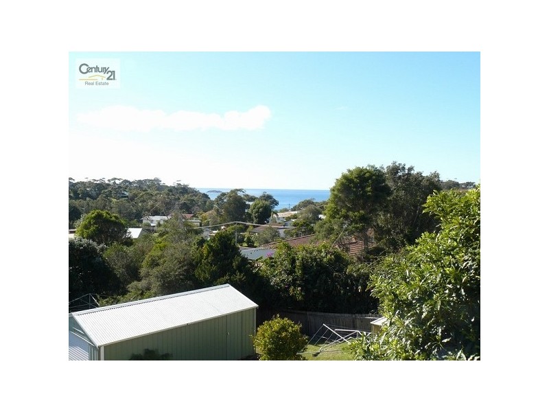 9 Yugura Street, Malua Bay NSW 2536