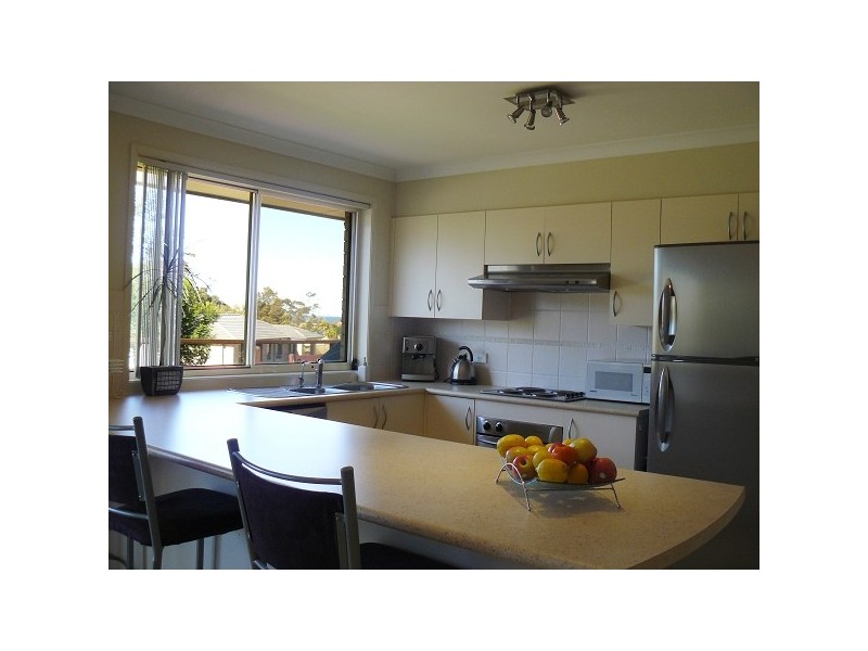 10 Henry Place, Long Beach NSW 2536