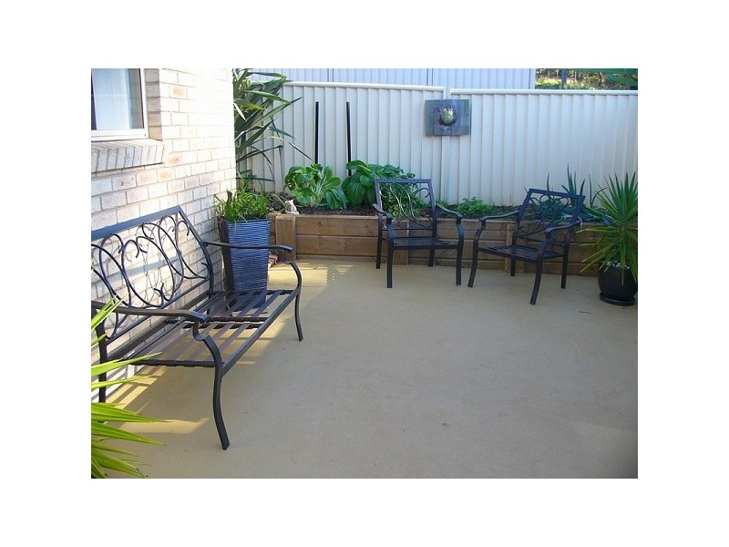 10 Henry Place, Long Beach NSW 2536