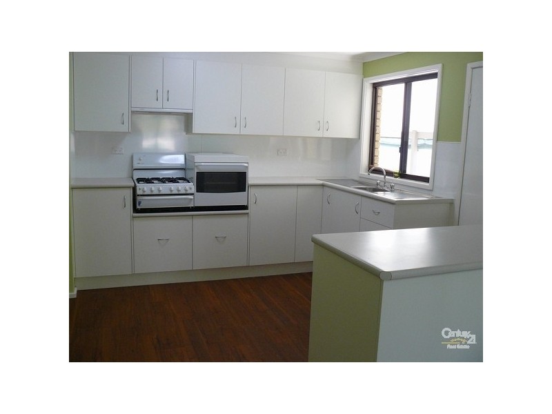 27 Costin Street, Moruya NSW 2537