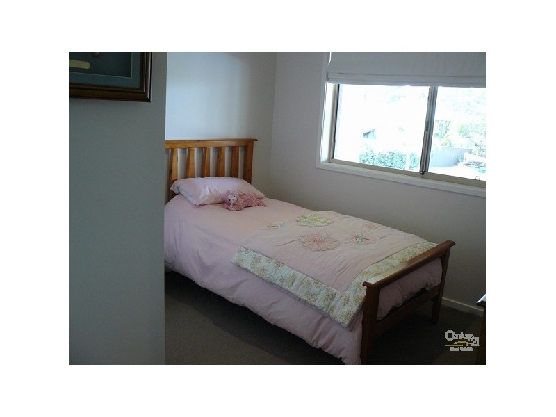 65 Eric Fenning Drive, Surf Beach NSW 2536