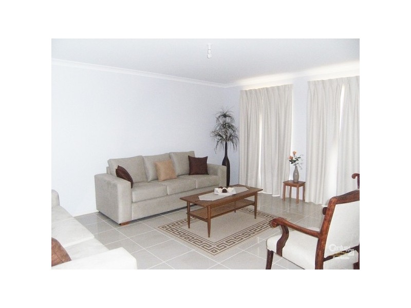 201 Goldfields Dr, Jeremadra NSW 2536