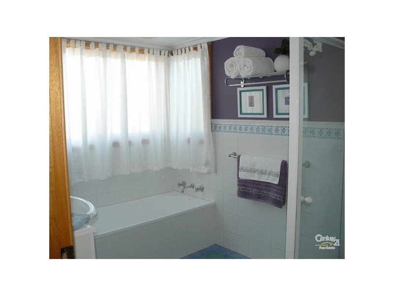 34 Lewana Close, Lilli Pilli NSW 2536