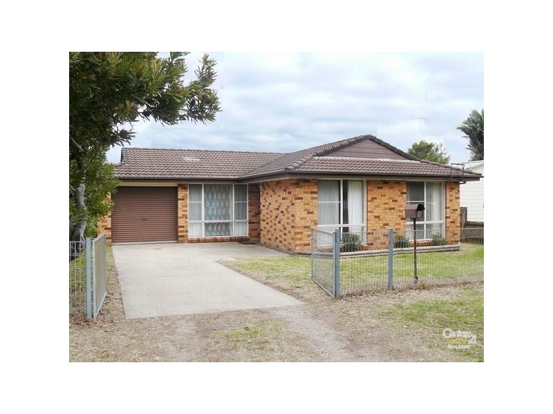 9 Deakin Parade, Tomakin NSW 2537