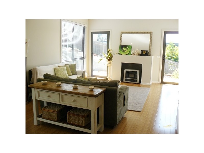 1 & 2/15 Warragai Place, Malua Bay NSW 2536