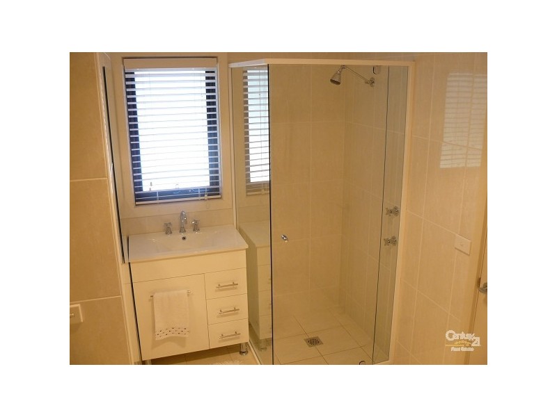 1 & 2/15 Warragai Place, Malua Bay NSW 2536