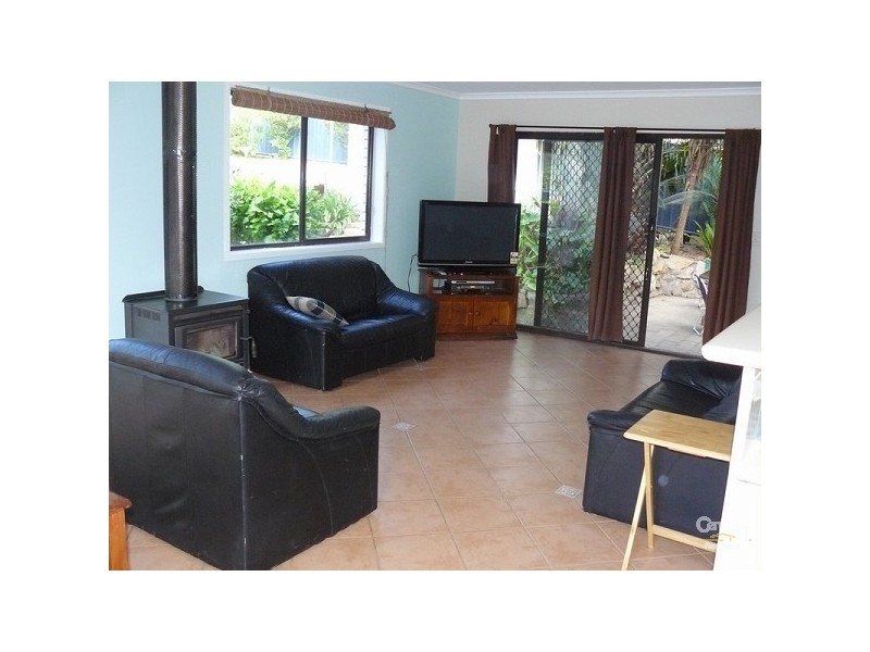 29 Hilmer Avenue, Mossy Point NSW 2537