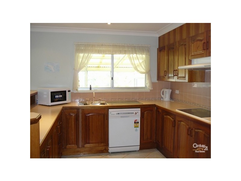 41 Barbara Crescent, Denhams Beach NSW 2536