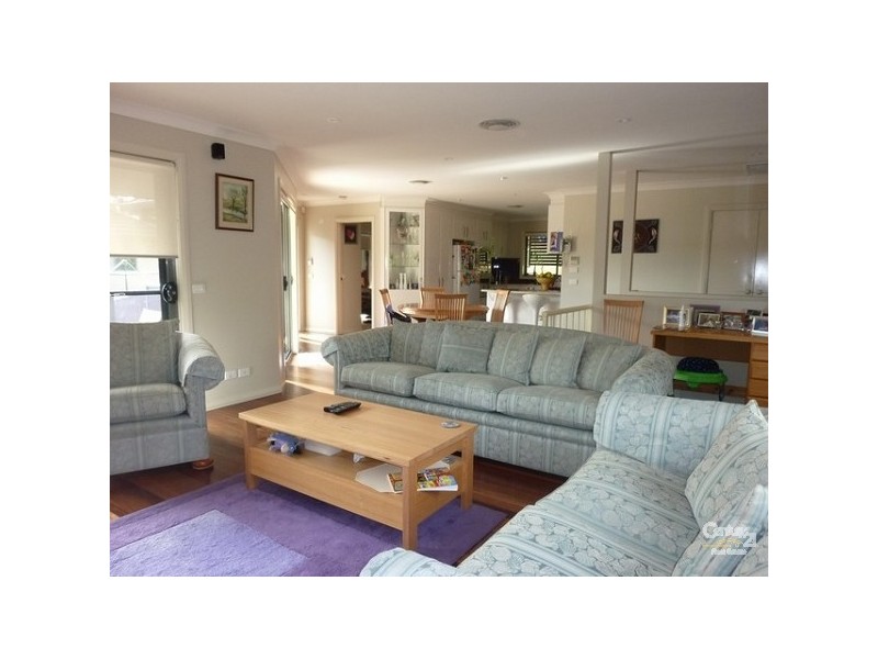 2/2 Vince Place, Malua Bay NSW 2536