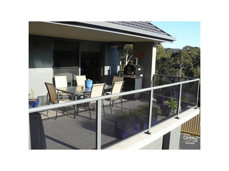 2/2 Vince Place, Malua Bay NSW 2536