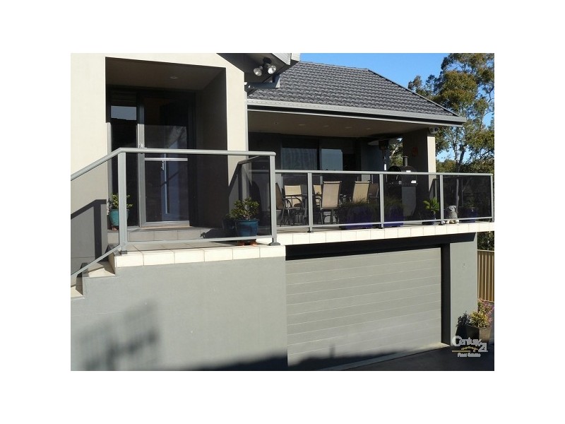 2/2 Vince Place, Malua Bay NSW 2536