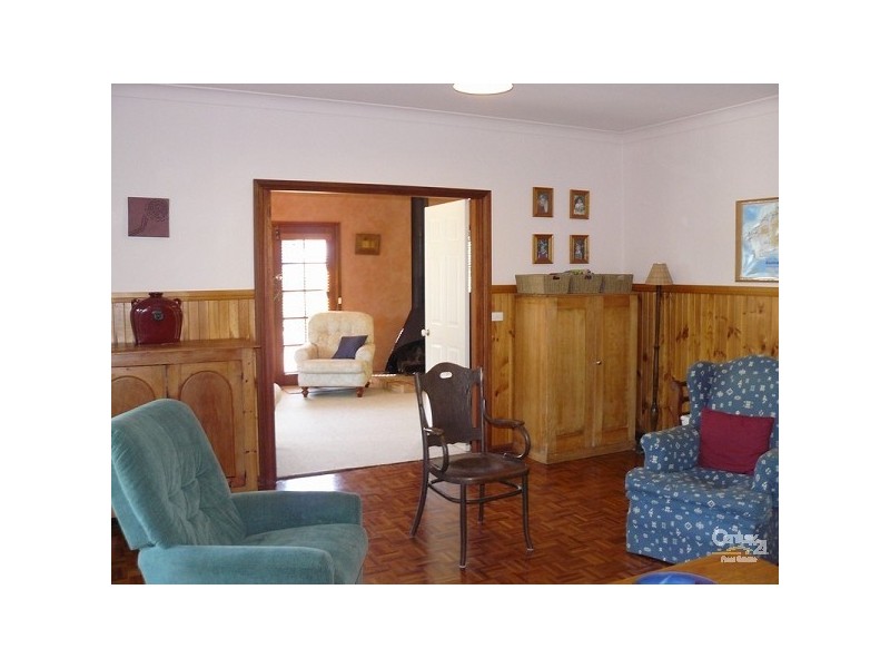 2 Kauzal Crescent, Surf Beach NSW 2536