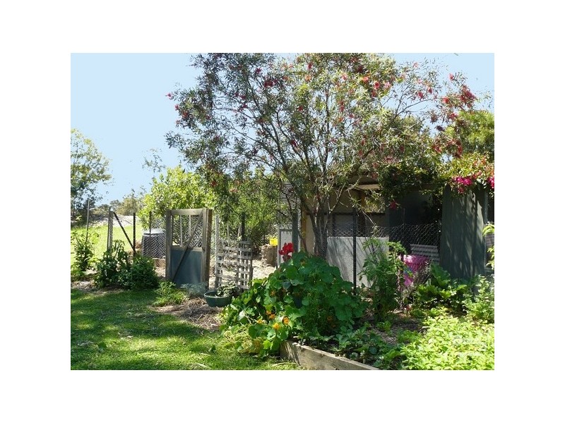 2 Kauzal Crescent, Surf Beach NSW 2536