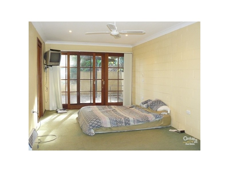 4 Paul Pl, Batehaven NSW 2536