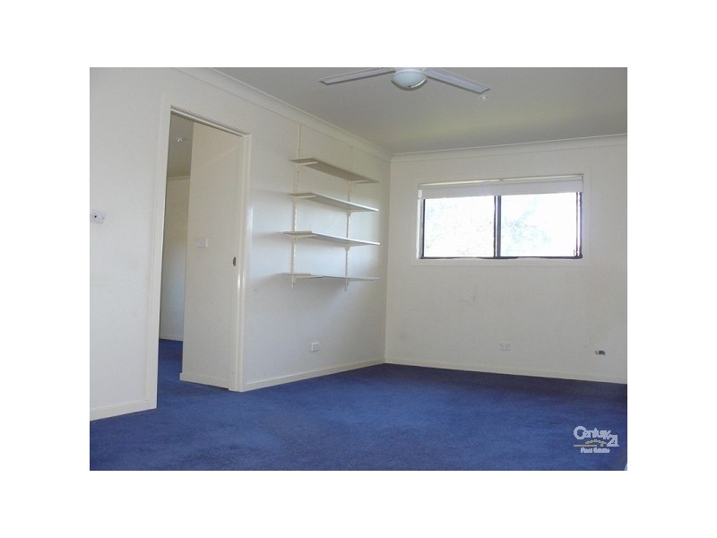 4 Paul Pl, Batehaven NSW 2536