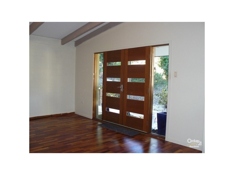 4 Paul Pl, Batehaven NSW 2536