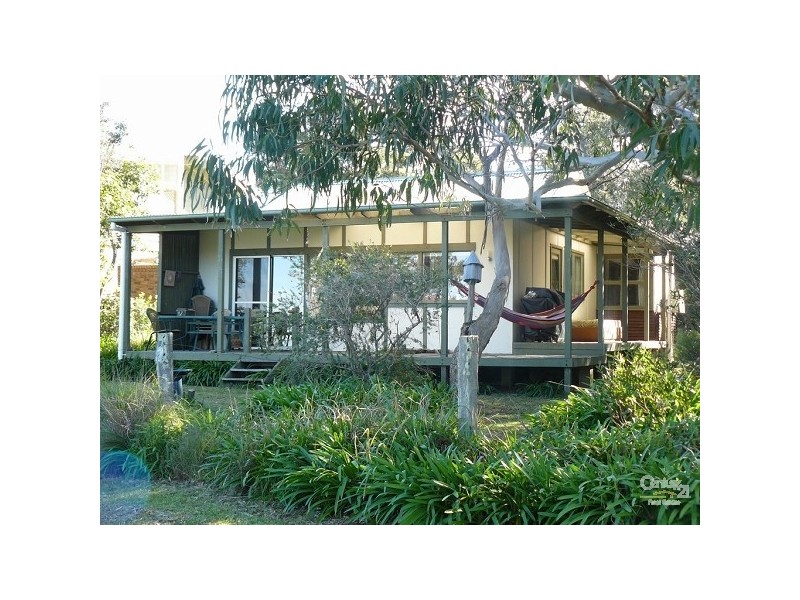 147 Annetts Parade, Mossy Point NSW 2537