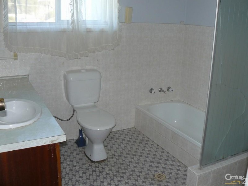 120 Beach Road, Batemans Bay NSW 2536