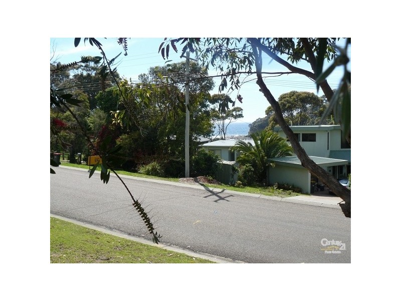 51 Iluka Avenue, Malua Bay NSW 2536