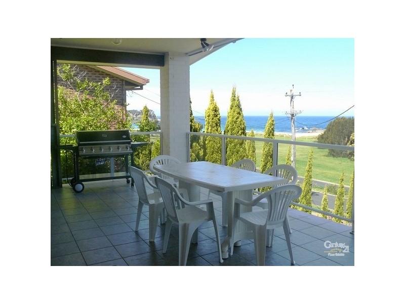 573 George Bass Dr, Malua Bay NSW 2536