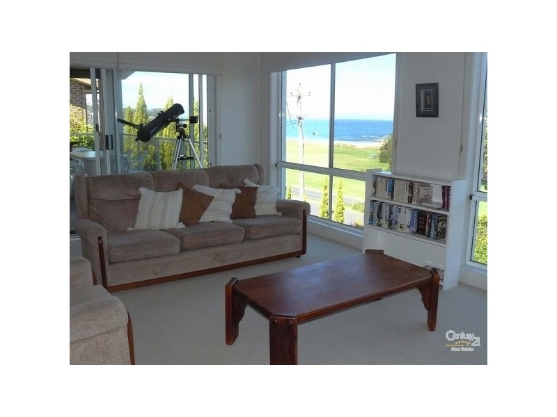 573 George Bass Dr, Malua Bay NSW 2536