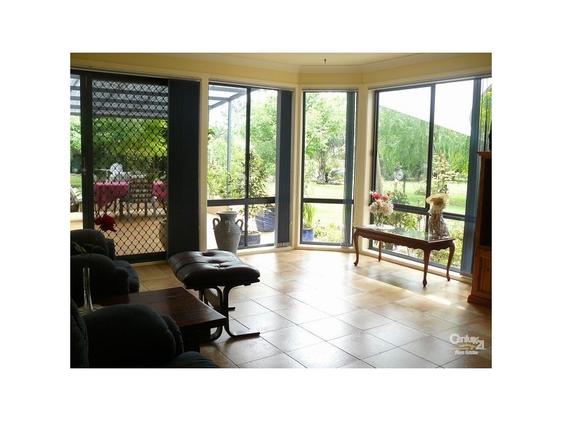 1 River Link Road, Mossy Point NSW 2537